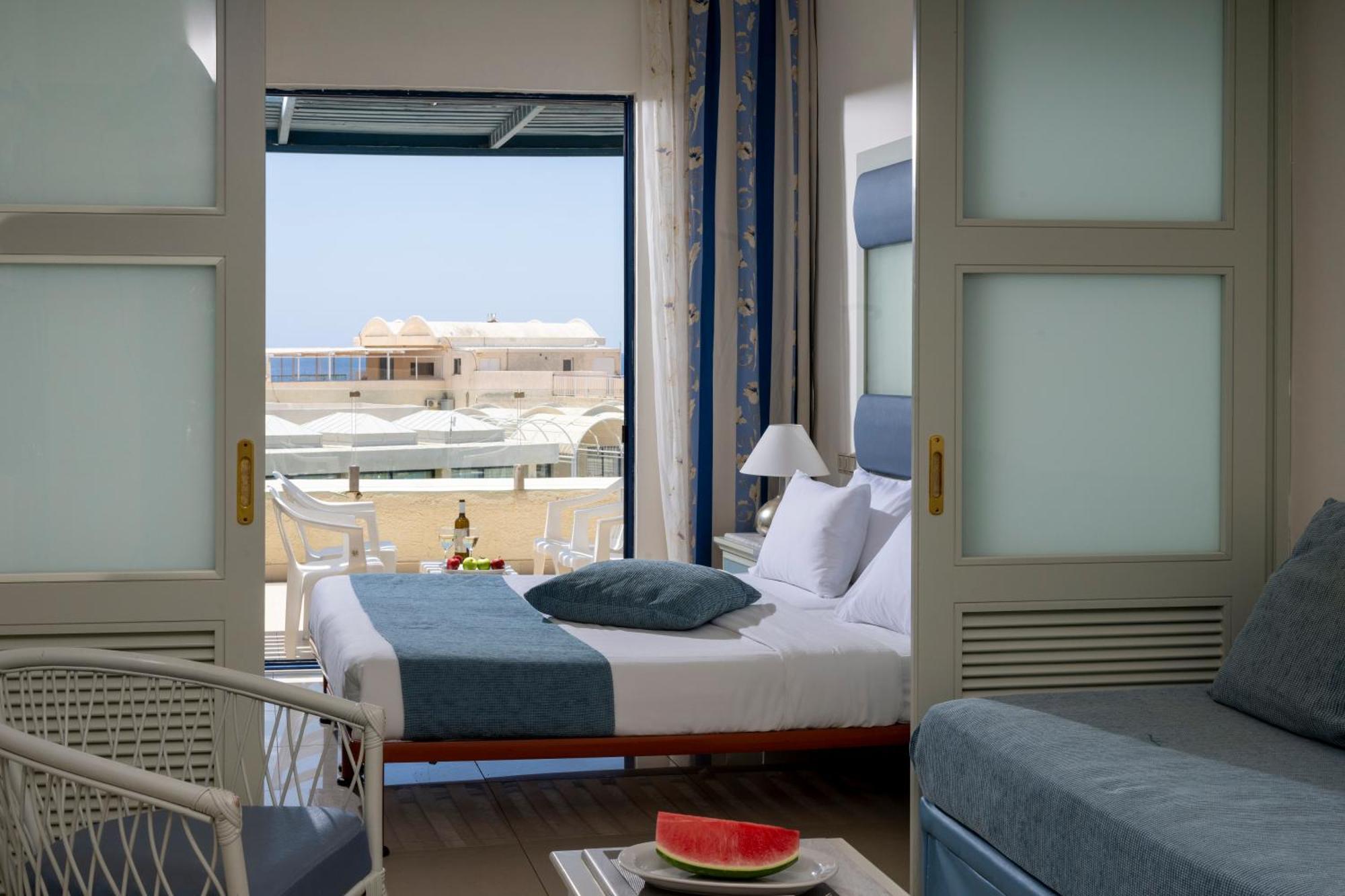 Mare Blue Hotel Ierápetra Habitación foto