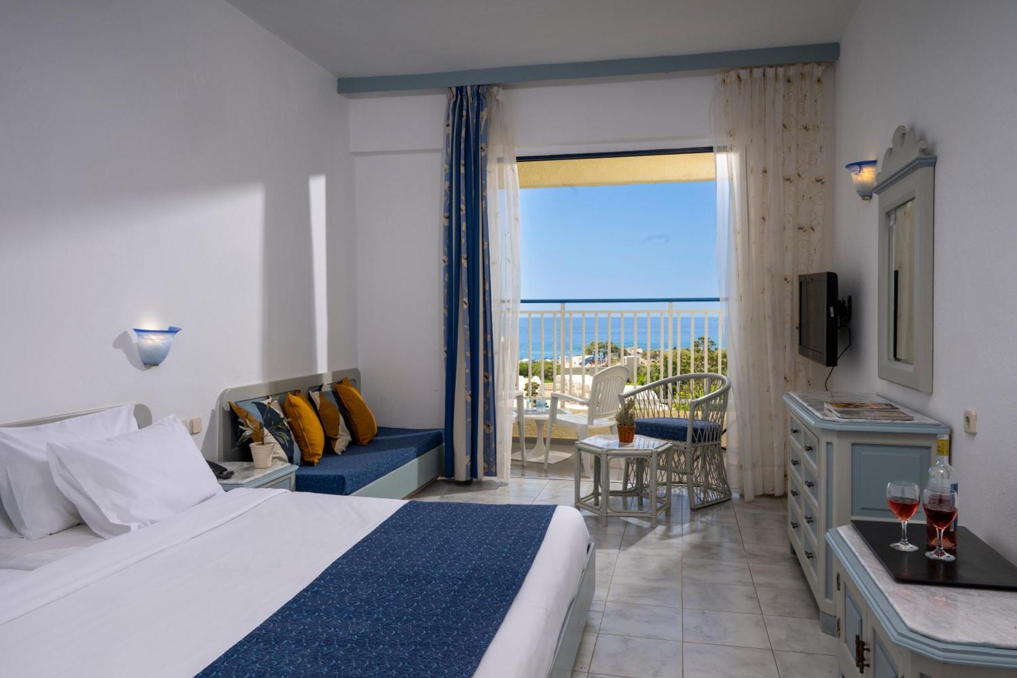 Mare Blue Hotel Ierápetra Habitación foto